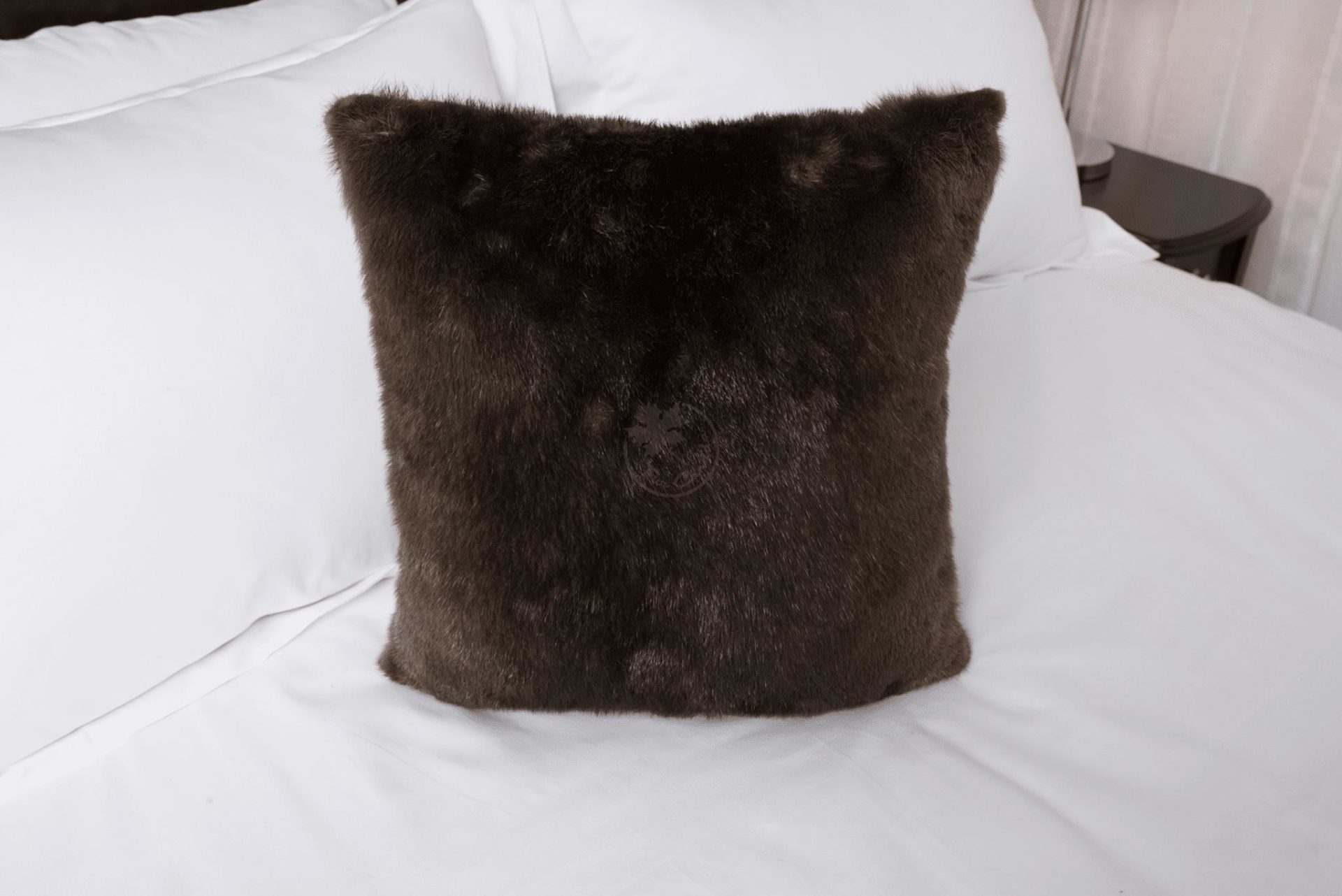 fur pillows canada